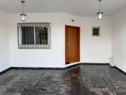 Casa en venta por Calz. Lázaro Cárdenas cercana a Fracc....