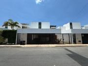 Casa en venta por City Center Montes de Amé Mérida...