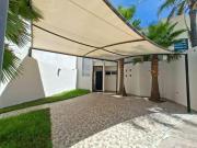 CASA EN VENTA POR COLEGIO LASALLE