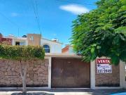 Casa en Venta por Hospital Ángeles, 4 recamaras, una...