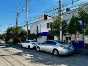 Casa en venta por Mercado de Abastos