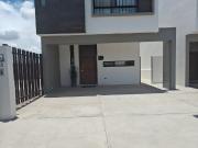 Casa en venta por Plaza JUMBO TRC