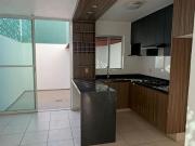 Casa en venta por Prol. Mariano Otero en Col. El Fortín,...