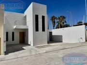 CASA EN VENTA POR SALIDA A MAZATLAN, BALCON DE TAPIAS