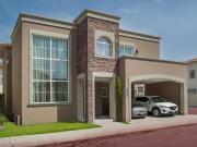 CASA EN VENTA PORTOFINO METEPEC