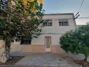 Casa en venta. Posibilidad Local y Cochera