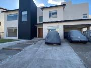 Casa en Venta, Prado Largo, 4 Recámaras