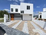 CASA EN VENTA JURIQUILLA QUERETARO