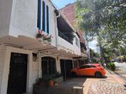 CASA EN VENTA PRIMER PISO LA FLORESTA MEDELLN