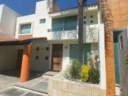 CASA EN VENTA PRIMERA CALLE DEL CLUSTER 222 LOMAS DE...