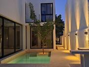 CASA EN VENTA PRIV. PARQUE CENTRAL, SALA TV, ALBERCA, 4...