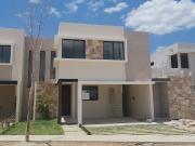 Casa en Venta Privada Andes, Cumbres Novonorte Conkal Mod. E