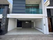 Casa en Venta Privada Bosques del Rey
