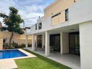 Casa en Venta, Privada con Vigilancia a Solo 10 Minutos...