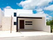 CASA EN VENTA PRIVADA CONKAL