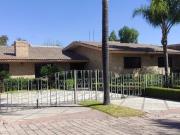 Casa en Venta un piso, cerca La Plaza Mayor, Privada... Casa en Venta un piso, cerca La Plaza Mayor, Privada...