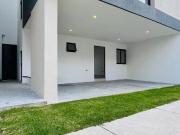 CASA EN VENTA PRIVADA GRAN PEÑON
