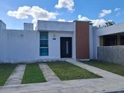 CASA EN VENTA PRIVADA GRAN SANTA FE