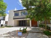 CASA EN VENTA “PRIVADA OASIS 118”