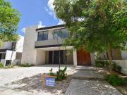 CASA EN VENTA ?PRIVADA OASIS 118?