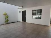 CASA EN VENTA / PRIVADA RESIDENCIAL DE LA SIERRA /...