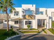 Casa en Venta – Privada Residencial Santa Bárbara, Cabo...