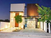 CASA EN VENTA PRIVADA ZENDERA, Ubicada en Conkal al...