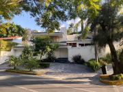 CASA EN VENTA PRIVILIGIADA ZONA LOMAS DEL VALLE