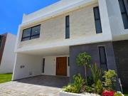 CASA EN VENTA PRQUE NAYARIT, LOMAS DE ANGELOPOLIS