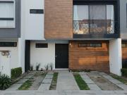 Casa en venta Puebla en zona de angelopolis Atlixcayotl...