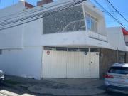 CASA EN VENTA PUEBLA IDEAL PARA OFICINAS, CONSULTORIOS,...