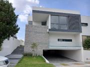CASA EN VENTA PUERTA LAS LOMAS