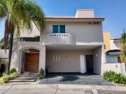 Casa en Venta Puertas de Tule, Coto Camelia en Zapopan