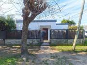 CASA EN VENTA QUILMES 3 AMBIENTES AMPLIO PARQUE