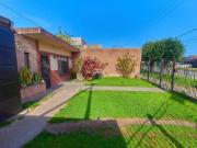 CASA EN VENTA QUILMES OESTE 3 DORMITORIOS PARQUE