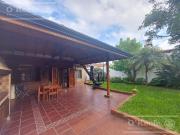 Casa en venta Quilmes Oeste, 4 ambientes, jardín y...