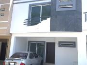CASA EN VENTA REAL DE VALDEPEÑAS 3,980,000