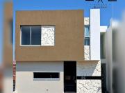 Casa en venta, Recámara principal en planta baja. Fracc....