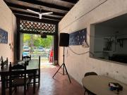 CASA EN VENTA, REFORMADA PARA NEGOCIO, SOBRE AVENIDA, CANCUN