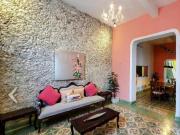 CASA EN VENTA REMODELADA AMUEBLADA, CENTRO MERIDA