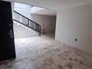 Casa en Venta remodelada Col. Girasoles 129 m2 con 4...