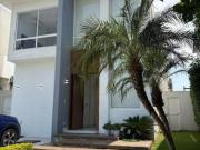Casa en Venta REMODELADA dormitorios en planta baja,La...