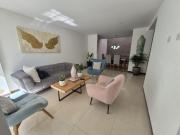 CASA EN VENTA REMODELADA EN EL CONDOMINIO SAN NICOLAS,...