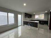 Casa en venta Remodelada en Puerta de Hierro