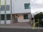 Casa en venta renta en Centro Sur Claustros de las...