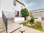 CASA EN VENTA/ RENTA EN SAN FELIPE CON SÓTANO Y PATIO AMPLIO