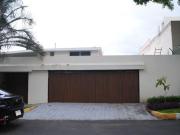 CASA EN VENTA / RENTA SEMI AMUEBLADA, EN COLINAS DE SAN...