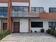 CASA EN VENTA RESIDENCIAL ACACIAS, METEPEC