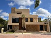 Casa en venta Residencial Altai con alberca