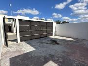 Casa en venta, Residencial Floresta, equipada y con portón